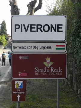 Arrivo a Piverone (41937 bytes)
